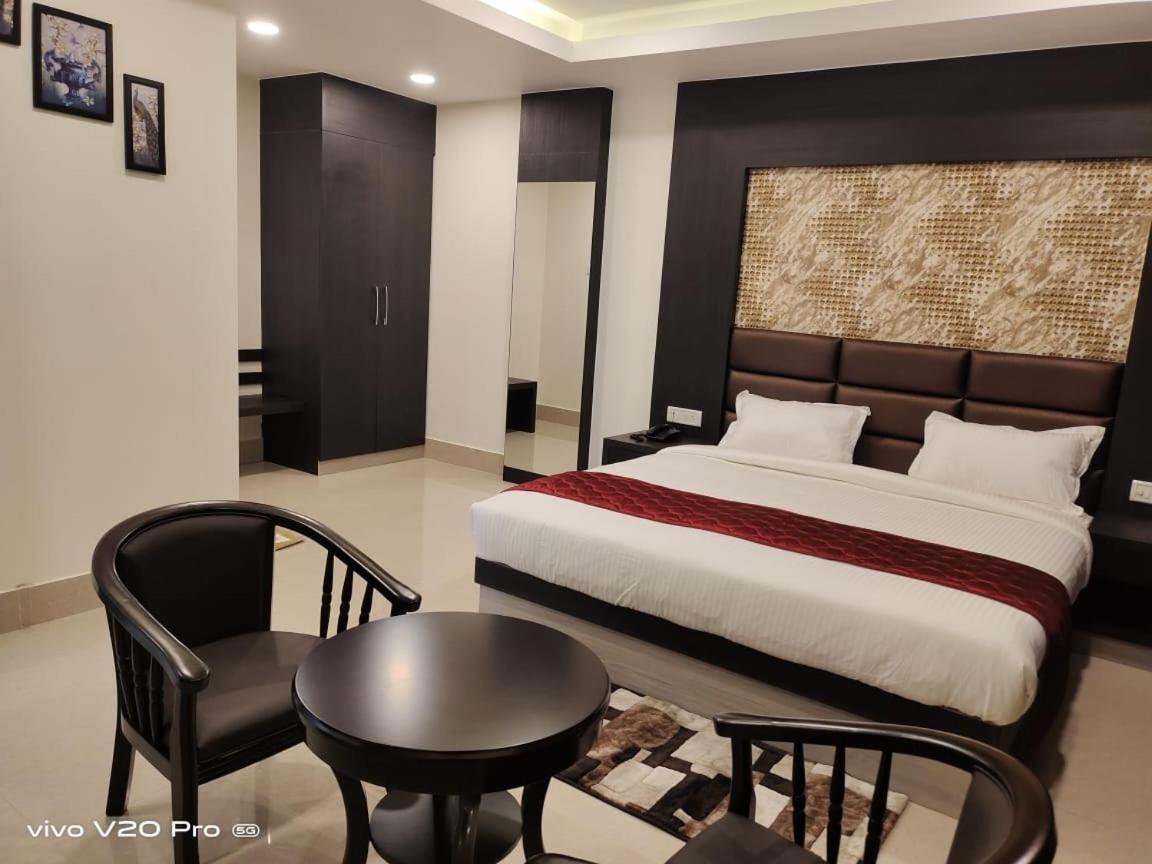 The Northern Lights Hotel Port Blair Ngoại thất bức ảnh